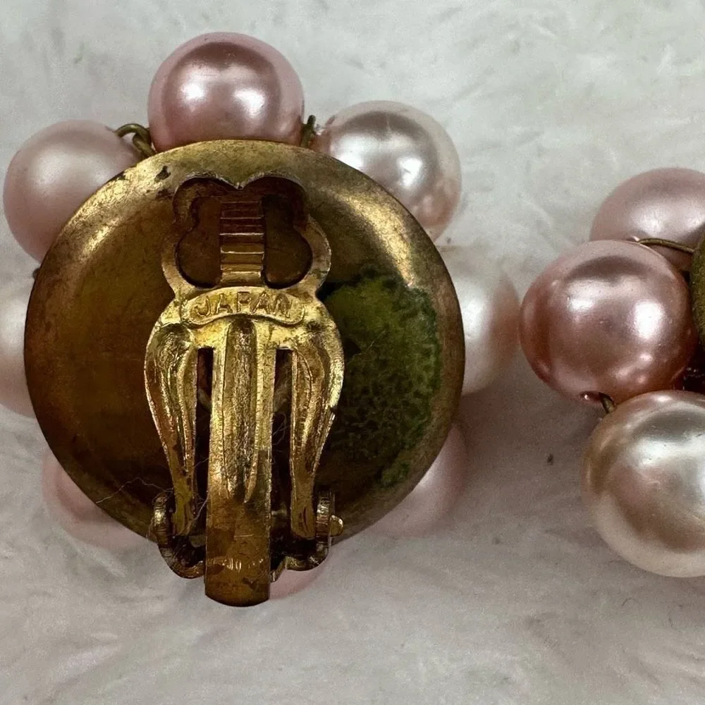 Vintage Flower Pink Pearl Cluster Clip Earrings Gold Tone JAPAN‎ Womens Jewelry